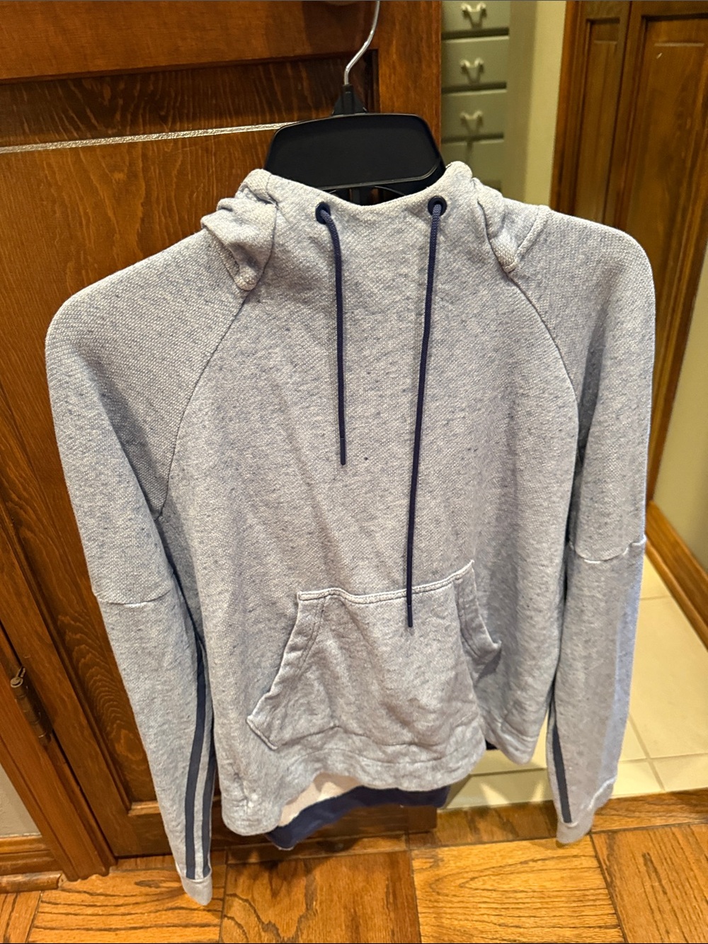 Women’s light blue adidas sweatshirt